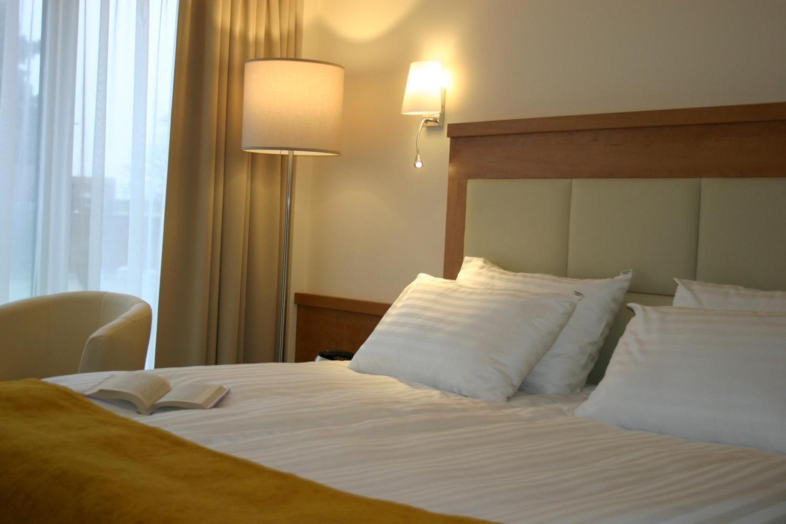 Hotel Hanseatic - Adults Only Kołobrzeg Rum bild